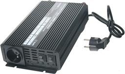 Měnič napětí Carspa UPS600-12 12V 230V 600W s nabíječkou 12V 10A a funkcí UPS